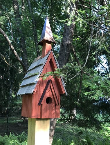 Customer photo review of Pineywoods Chapel Birdhouse