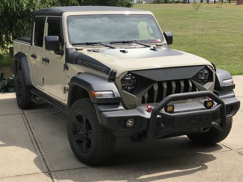 Customer photo review of Demon Grille w/ Mesh - Matte Black(18-20 Jeep Wrangler JL & Gladiator)