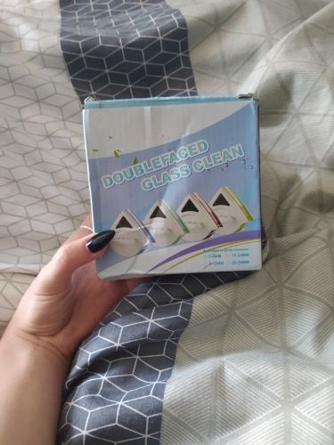 Customer photo review of Magnetic Window Glass Cleaner