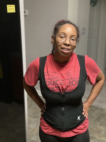 Customer photo review of Women's Zipper Heat Trapping Sweat Vest