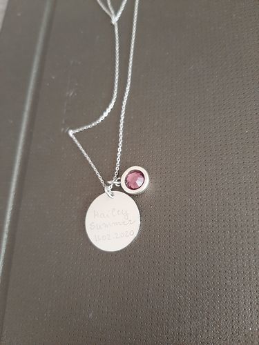 Customer photo review of Personalisierte Halskette mit Geburtsstein aus 925 Sterling Silber