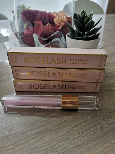 Customer photo review of ROSELASH
