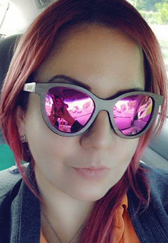 Customer photo review of Julieta