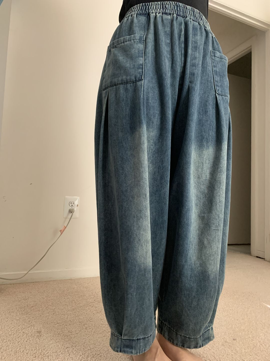 Customer photo review of Plus Size - Simple Pure Color Loose Jeans
