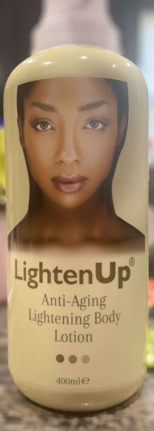 Customer photo review of Omic LightenUp Anti-Aging Lightening Body Lotion - 400ml