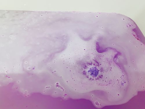 Customer photo review of Lights Out Bath Bomb