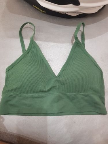 Customer photo review of Ultimate Versatile Seamless Bra/Bralette