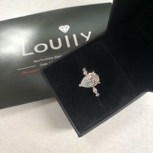 Customer photo review of Louilyjewelry Pear & Marquise Cut Engagement Ring In Sterling Silver
