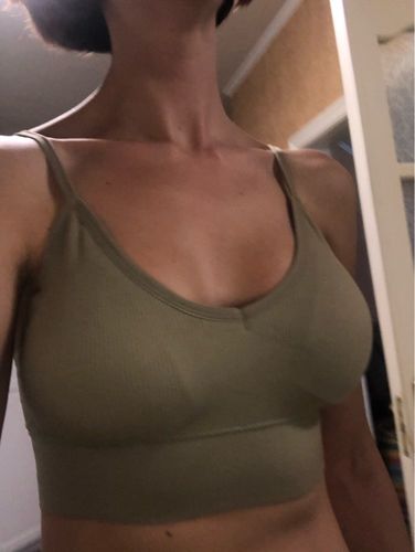 Customer photo review of Ultimate Versatile Seamless Bra/Bralette