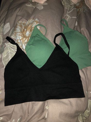 Customer photo review of Ultimate Versatile Seamless Bra/Bralette