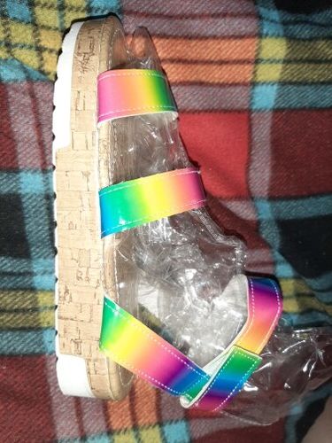 Customer photo review of Open Toe Slip-On Color Block Casual Sandals