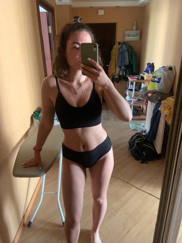 Customer photo review of Ultimate Versatile Seamless Bra/Bralette