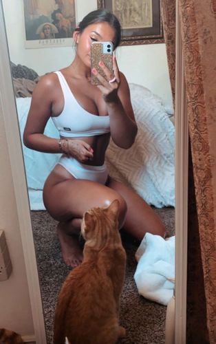 Customer photo review of Pearl Pink Diver bottom