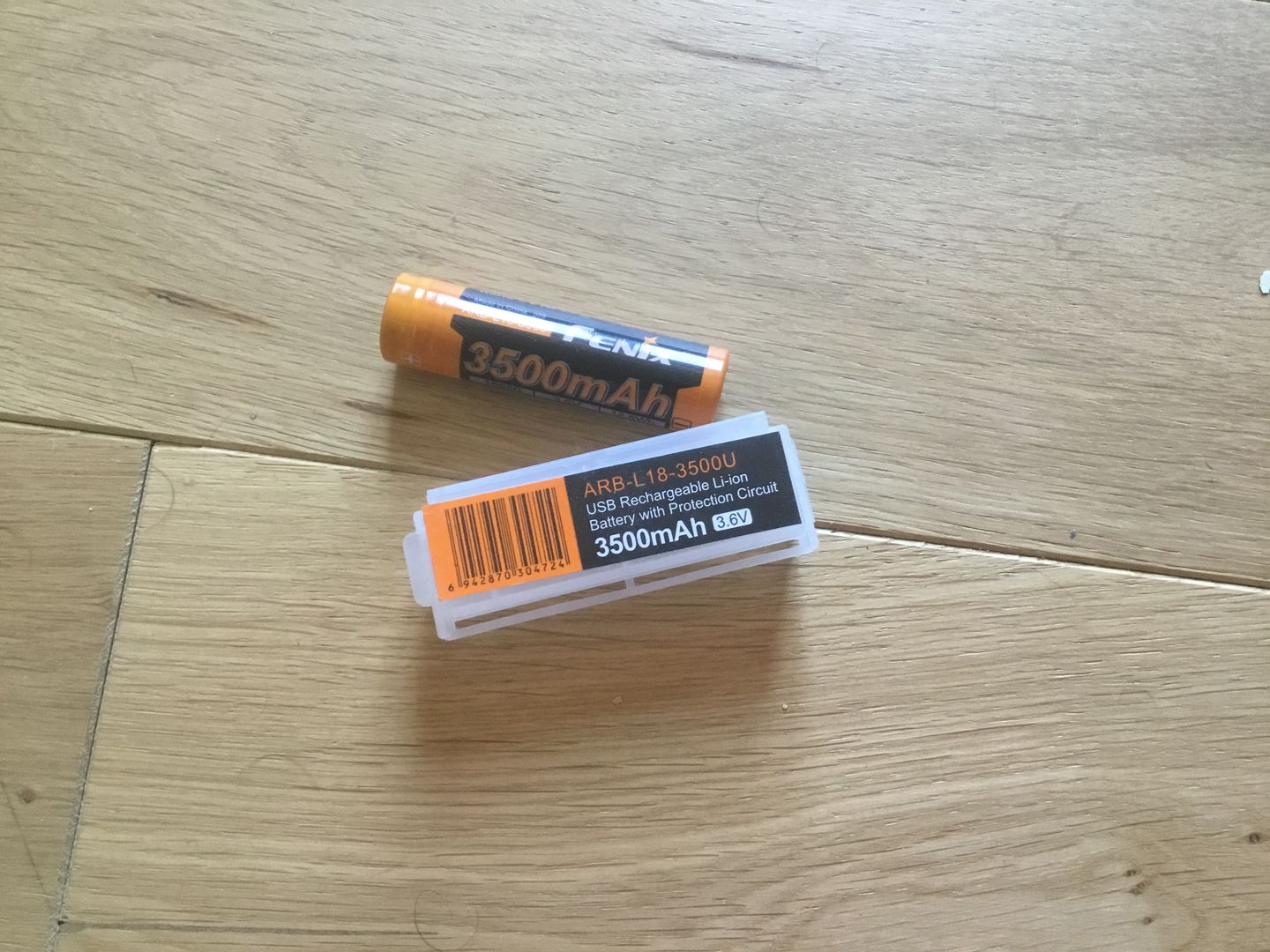 Customer photo review of Pile rechargeable Fenix ARB-L18 - 18650 - 3500 mAh pour toutes les lampes Fenix utilisant des 18650