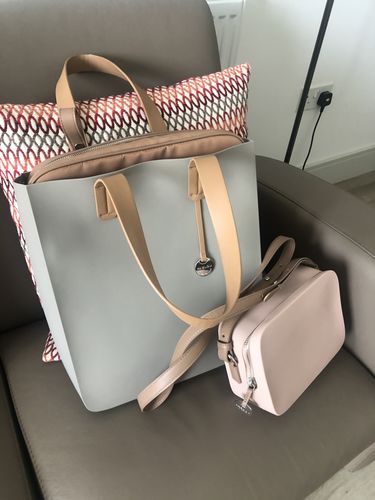 Customer photo review of Chelsea - Berry