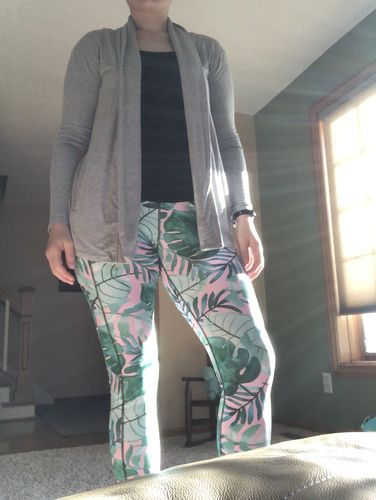 Customer photo review of Motivate Exercise Pants - Tropics