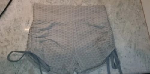 Customer photo review of GYMKARTEL® ANTI-CELLULITE AND PUSH UP SHORTS - GRAY