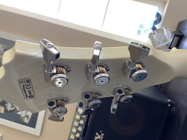 Customer photo review of Guitar Tuner Upgrade Kit for 3+3 Headstocks (10mm Post Holes)