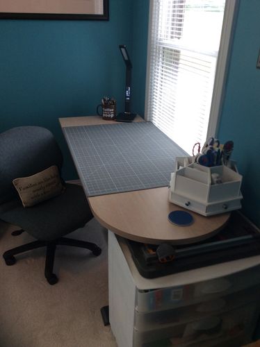 Customer photo review of 37"Lx25"W Extra Soft Rotary Cutting Mat Grn/Ylw, Grey/Wht MD0517
