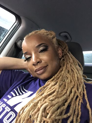 Customer photo review of Entire Peculiar Roots Locs & Natural Hair Box