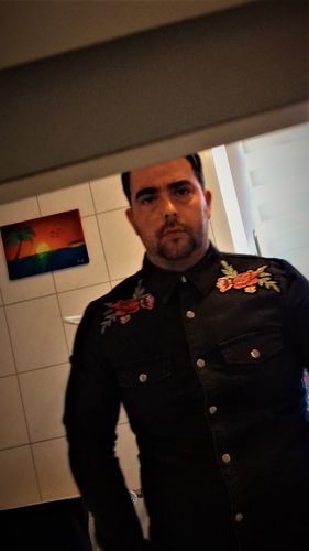 Customer photo review of TEXAS ROSE EMBROIDERY SHIRT IN WASHED BLACK