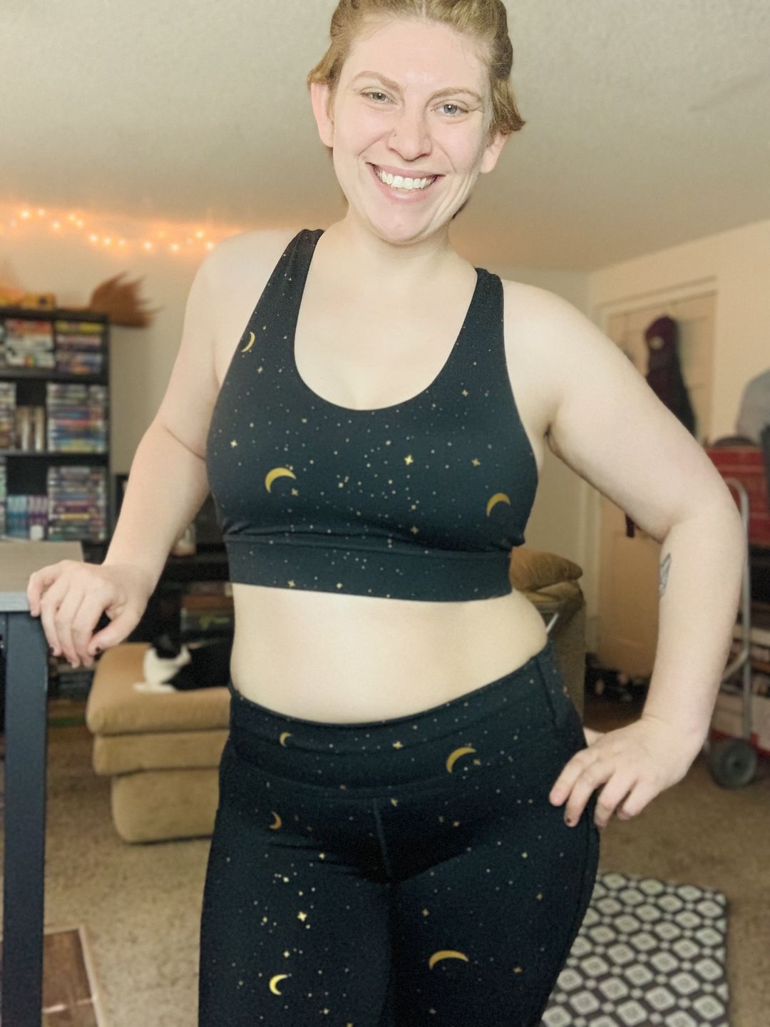 Customer photo review of Criss Cross Sports Bra - Moons | MT SPORT