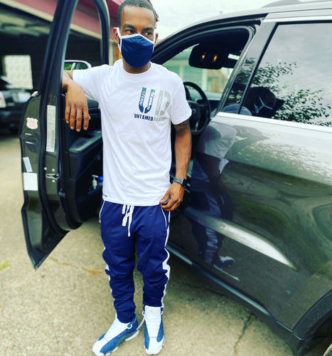 Customer photo review of Premium Side Stripe Zip Pocket Track Pants (Navy-White)