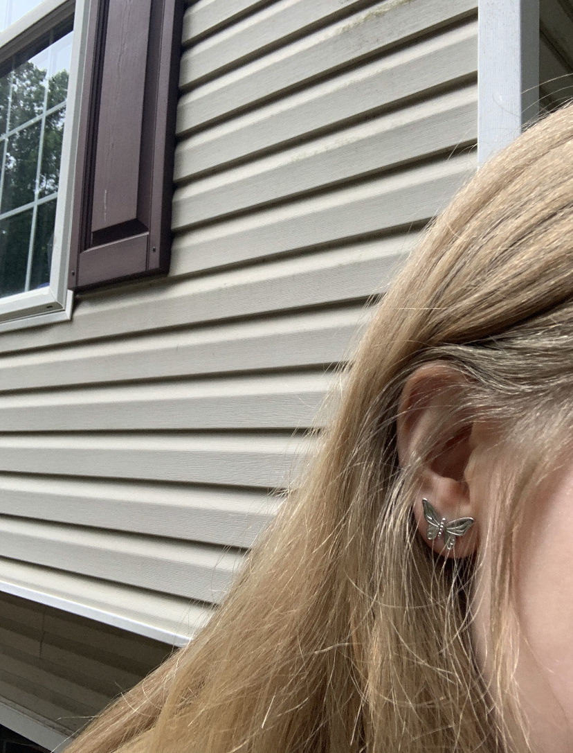 Customer photo review of HJ BUTTERFLY STUD EARRING