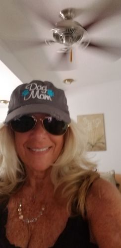 Customer photo review of Dog Mom Paw Classic  Black Hat