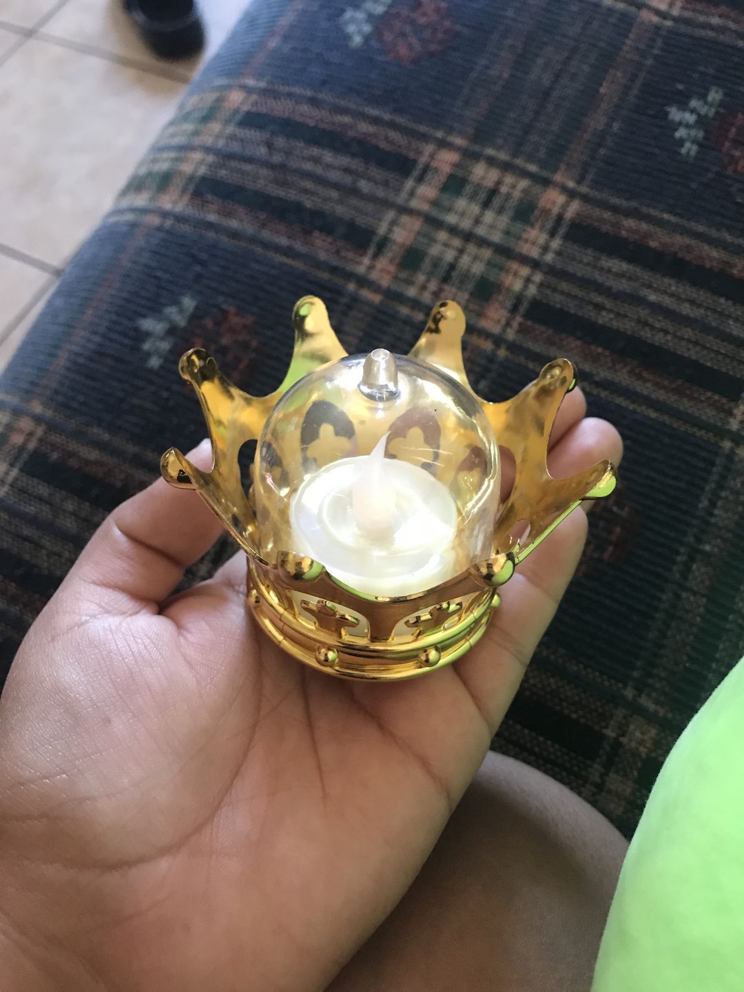 Customer photo review of Acrylic Crown Candy & Treats Favor Containers (12 pcs)