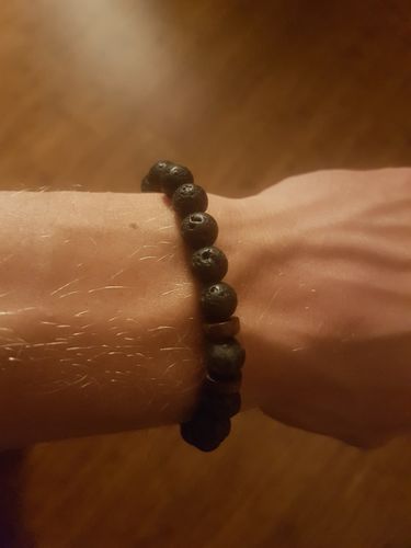 Customer photo review of Vulkanstein Armband