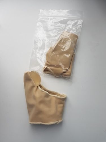 Customer photo review of NovaBunion™ Orthopedic Corrector Sleeve (1 pair)