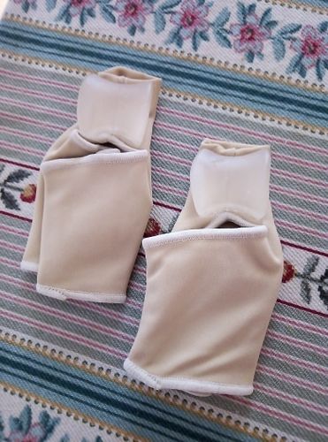 Customer photo review of NovaBunion™ Orthopedic Corrector Sleeve (1 pair)