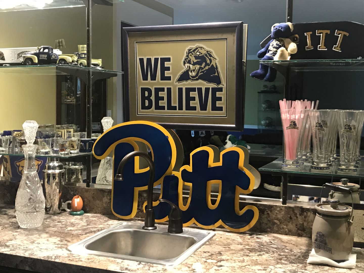 Customer photo review of University of Pittsburgh "Pitt" Script 3D Metal Art