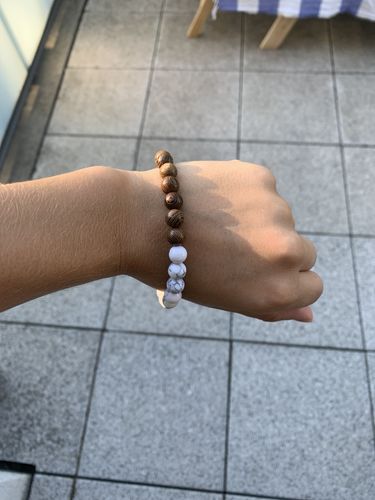 Customer photo review of Zedernholz Armband