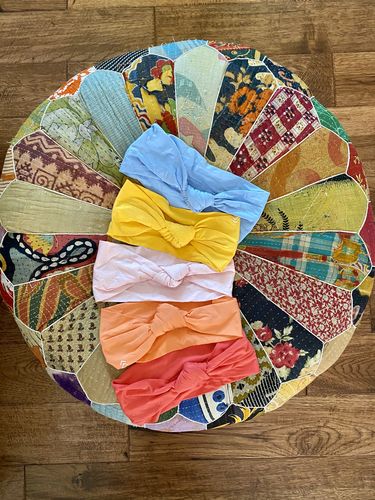 Customer photo review of Butter Soft Knot Headband