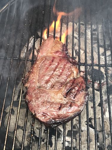 Reseña con foto de un cliente sobre Rib Eye Steak Prime Dry Aged