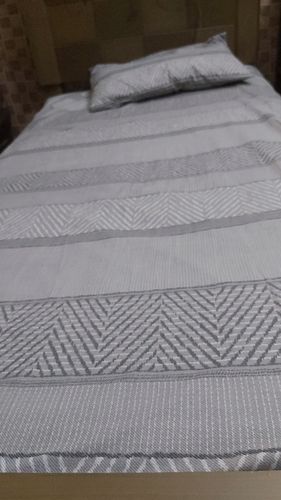 Customer photo review of Meadow-Bed Sheet Set