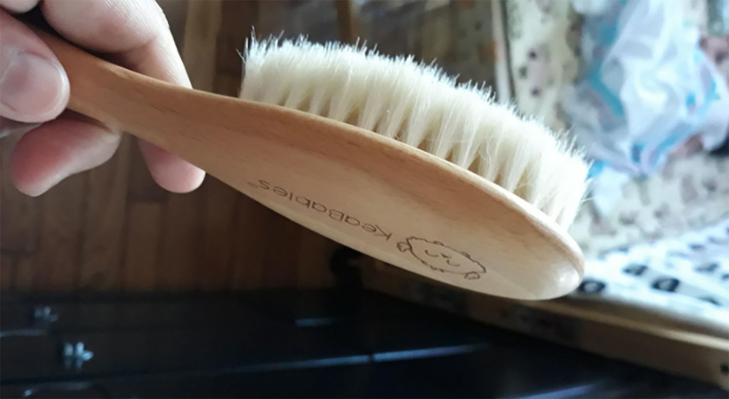 Customer photo review of Baby Hair Brush and Comb Set
