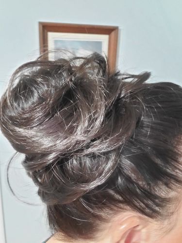 Customer photo review of Top Knot Ponytail Holder