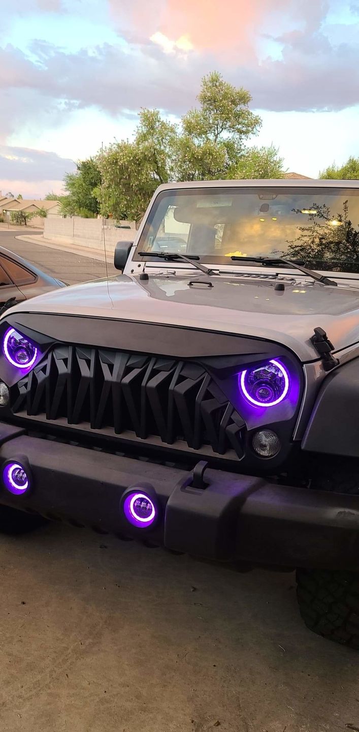 Customer photo review of Shark Grille - Matte Black (07-18 Wrangler JK )