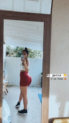 Customer photo review of Freedom Scrunch Short OG