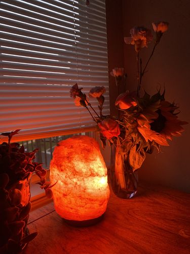 Customer photo review of Original Himalayan Salt Lamp (Large)