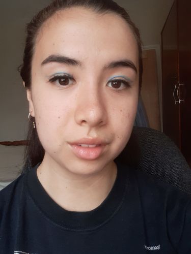 Customer photo review of Sapphire Magnetic Eyelashes and Eyeliner Kit