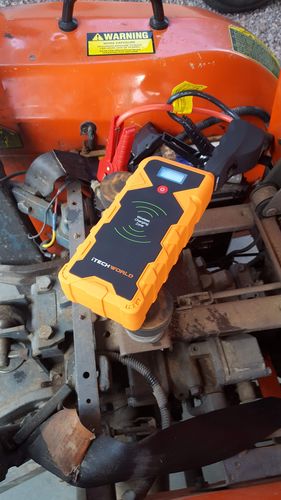 Customer photo review of iTECH2000A Portable Jump Starter Backup Wireless Power Bank, 2000amp