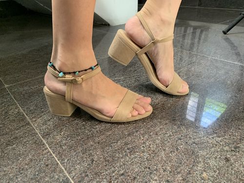 Customer photo review of Jane Beige