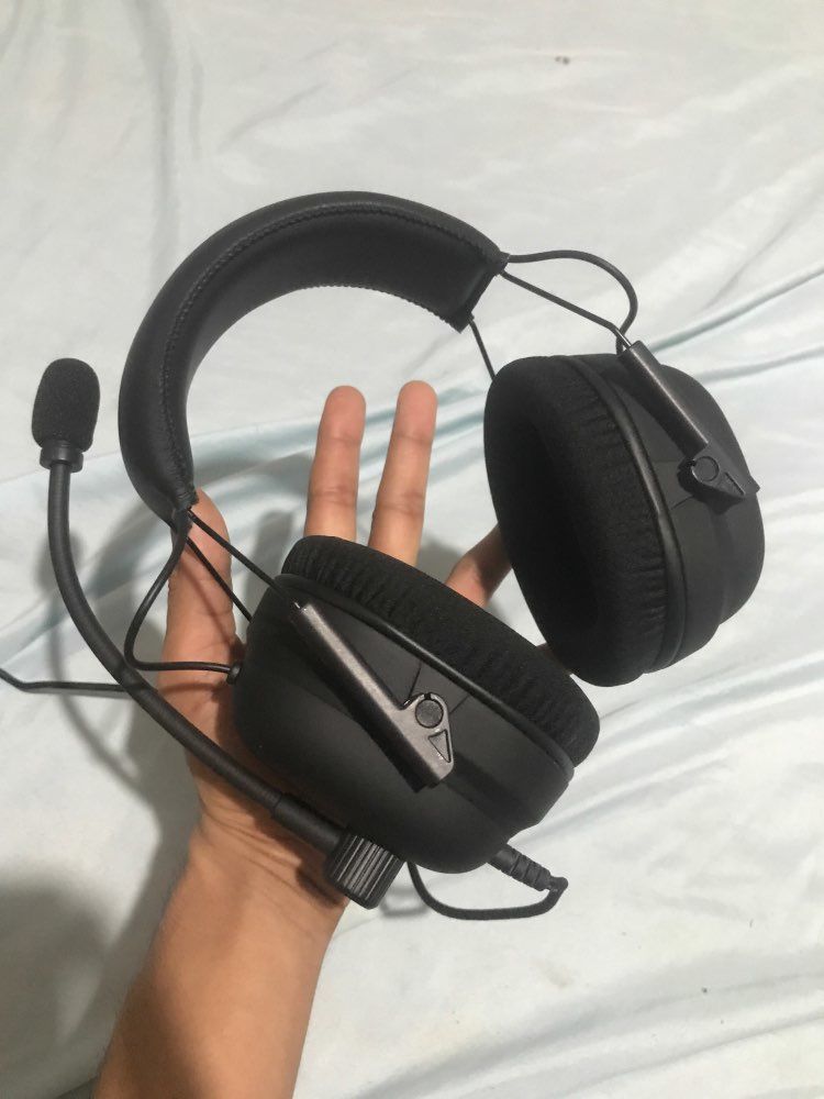 Customer photo review of Falcon R7® 7.1 Surround Sound Gaming Headset for PS4, Xbox One, PC & More