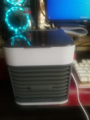 Customer photo review of Mini USB Portable Air Conditioner