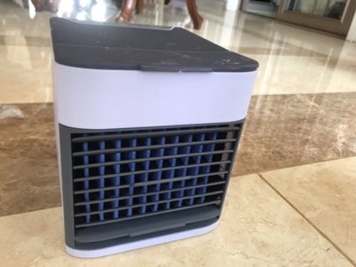 Customer photo review of Mini USB Portable Air Conditioner