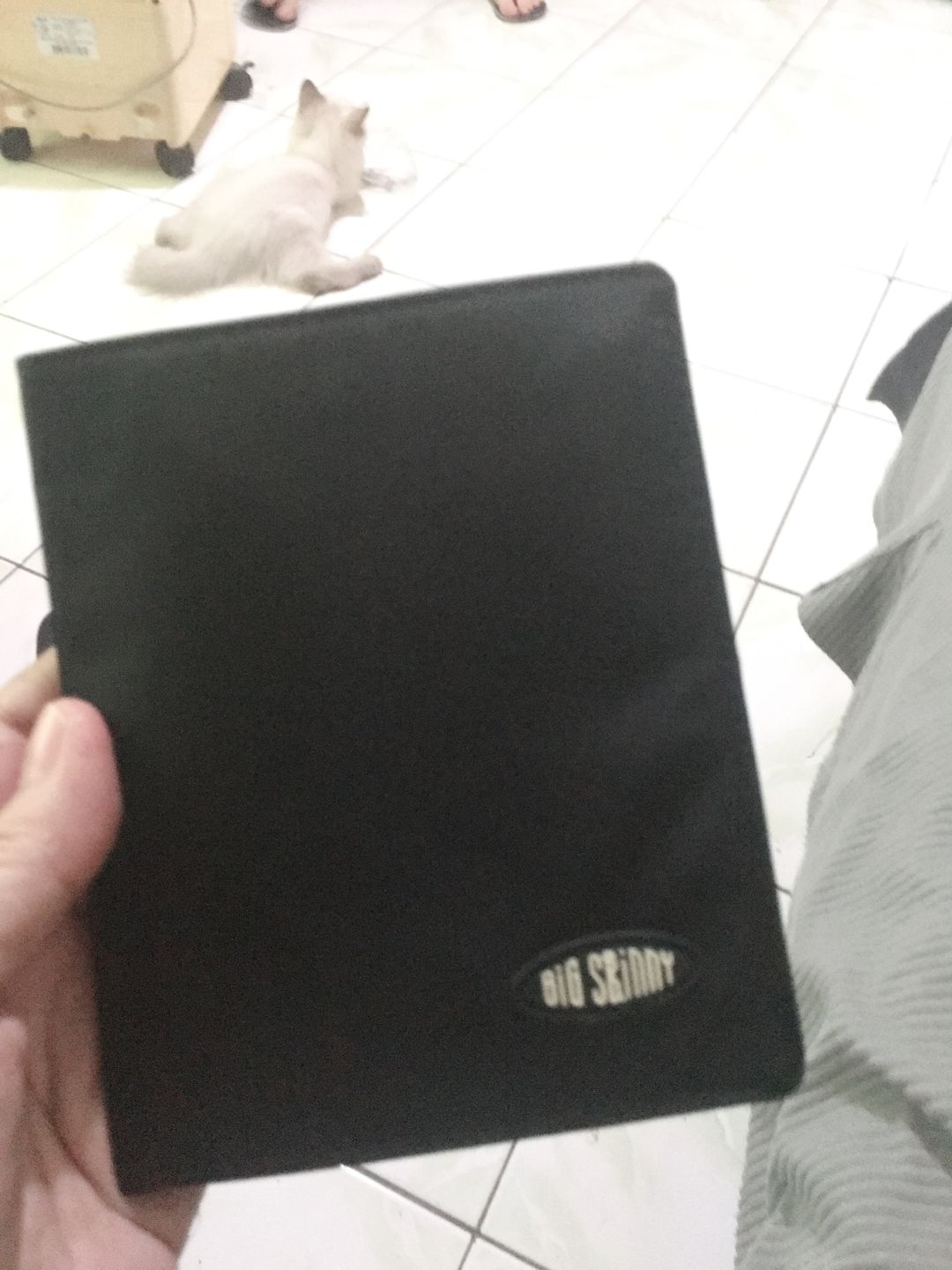 Customer photo review of RFID Hipster Black
